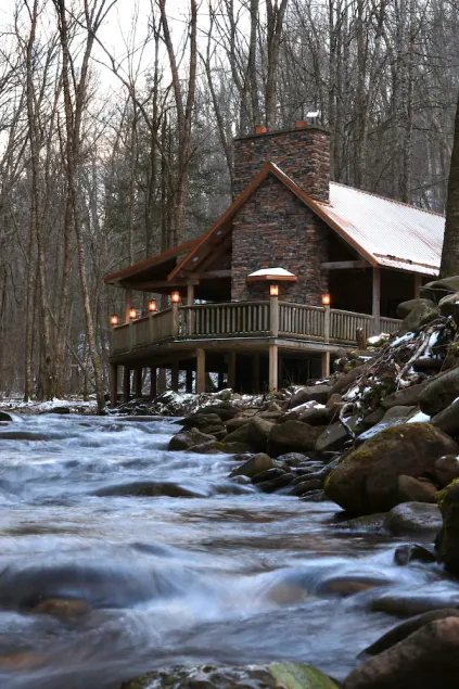 Private creek cabin with hot tub nestled in the foothills of Cheat mountain  - Image 1