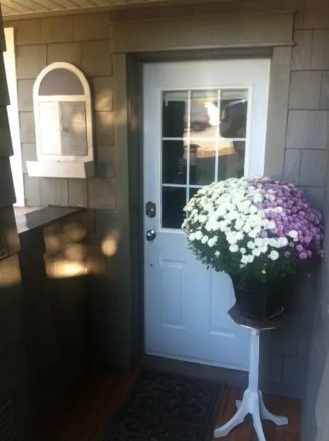 La Petite - Lower Mission Comforts of Home - Image 1