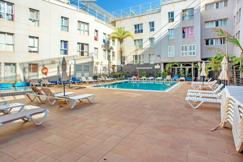 Casa de férias \"Playa Sardina\" perto da praia com vista para a montanha e Wi-Fi - Image 1