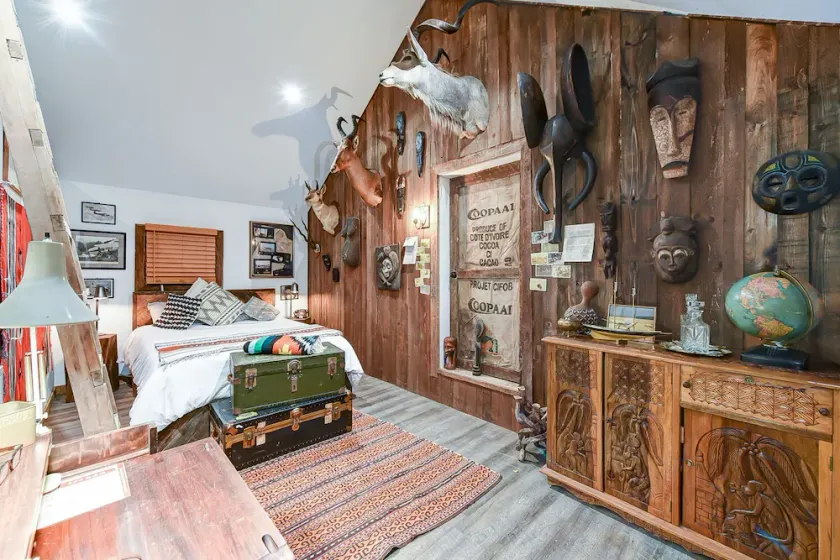 Suite 4: Outpost · Gorgeous Farm Carriage House Loft - Image 1