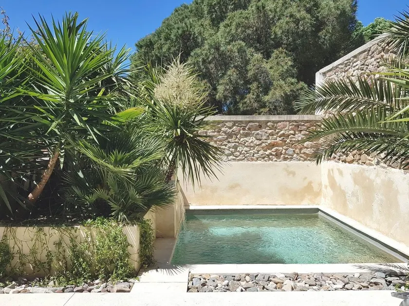 casa tranquilla, aria condizionata, piscina privata, terrazza senza vis-à-vis, ristoranti a piedi - Image 1