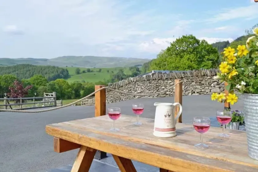 Serene Golygfar Cottage Retreat in Ystrad Meurig - Image 1