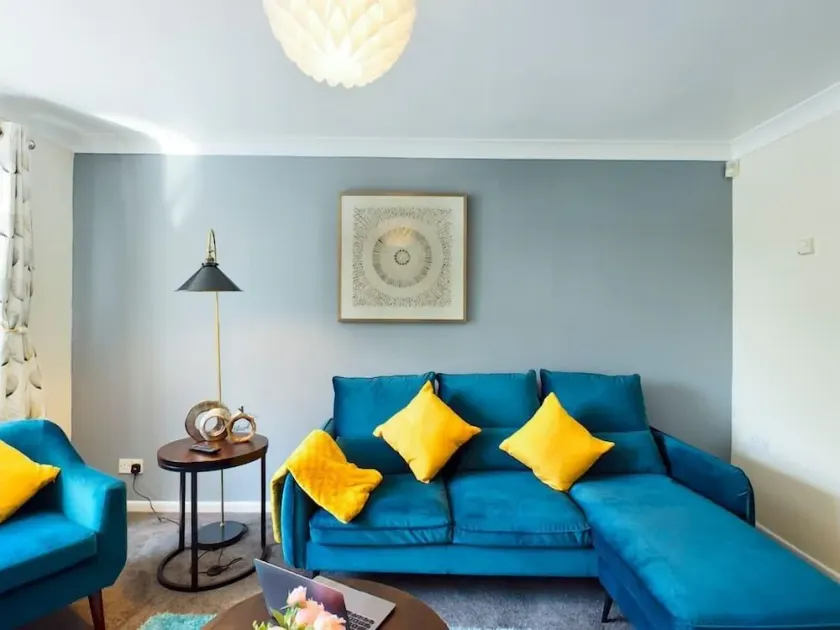 Tranquil Telford Retreat - 3 Bedroom House - Image 1
