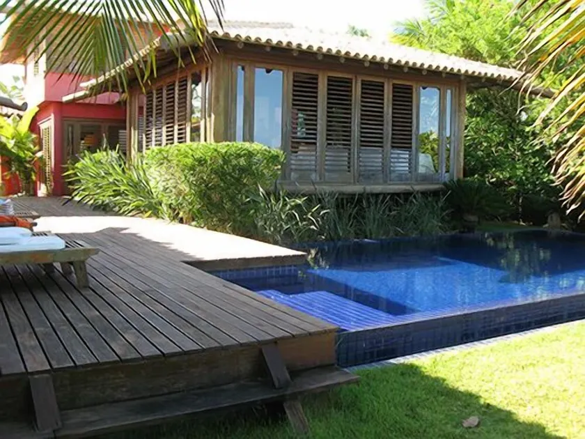 Scenic Waterfront Villa - Piscine à débordement et paysage tropical - Image 1