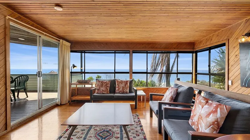 38 Pacific Terrace, Coolum Beach, Linge inclus, 500 BOND - Image 1
