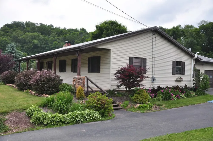 Close To Penn State, Grier School, Juniata College, Raystown Lake, Tussey Mtn - Image 1