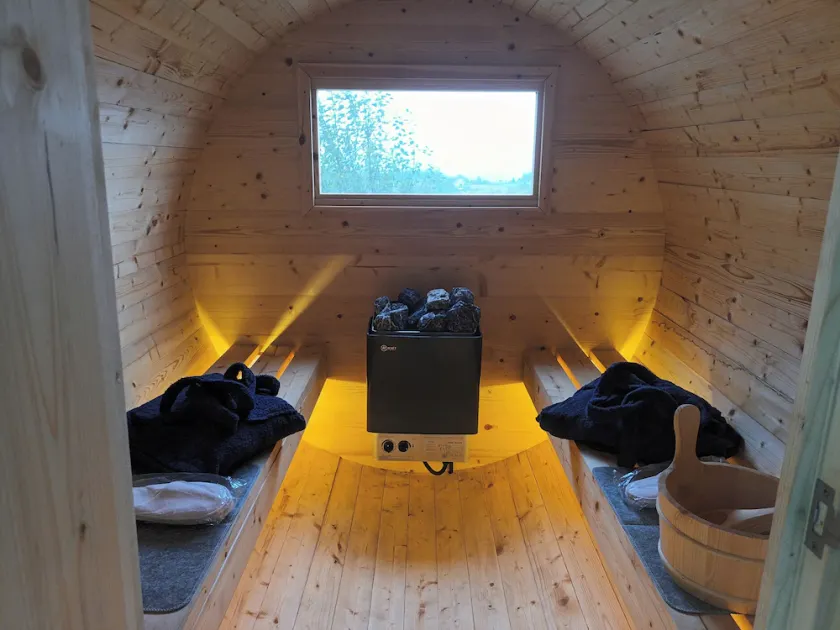 The Journeyman Luxury Shepherds Hut - Image 1