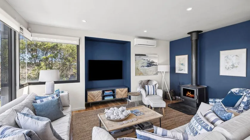 Belle Vue Anglesea - Four Bedroom Home - Image 1