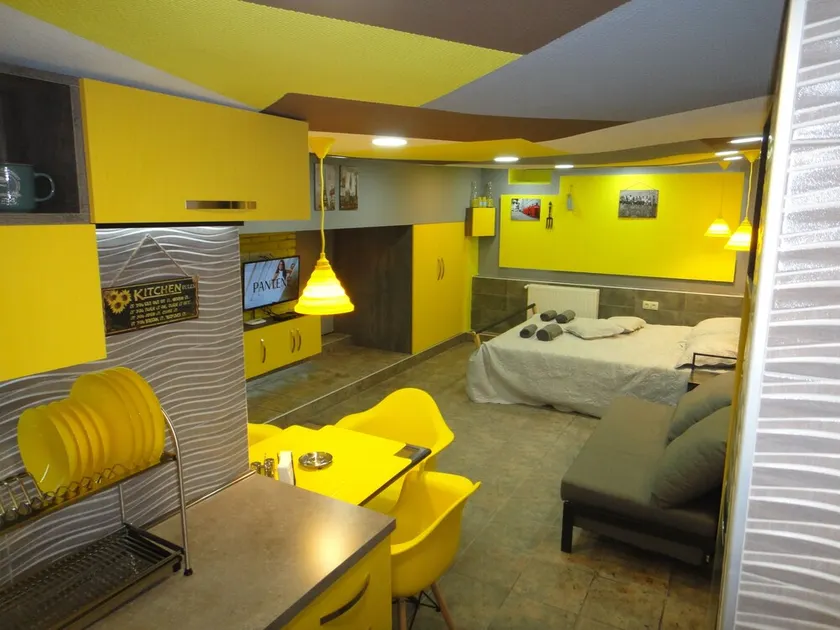 Basement Apartment in center Tbilisi - Image 1
