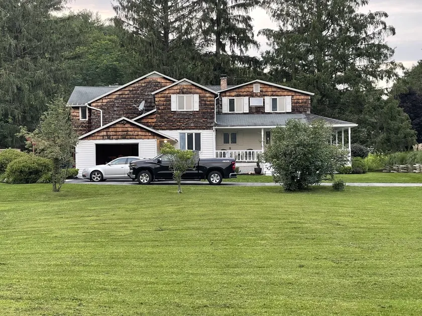 Modern Rustic 5 Bedroom Home In the Foothills of the Catskills Mountains. 5 ⭐️ - Image 1