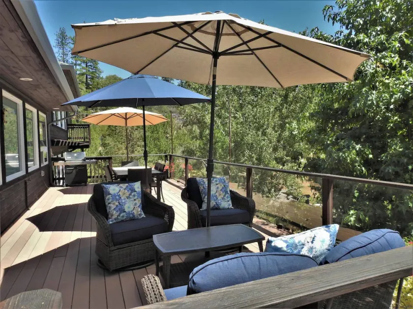 Tree View - Murphys Vacation Rentals - Image 1