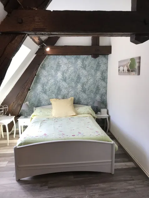 fully-equipped apartment for 2 to 8 people - Image 1