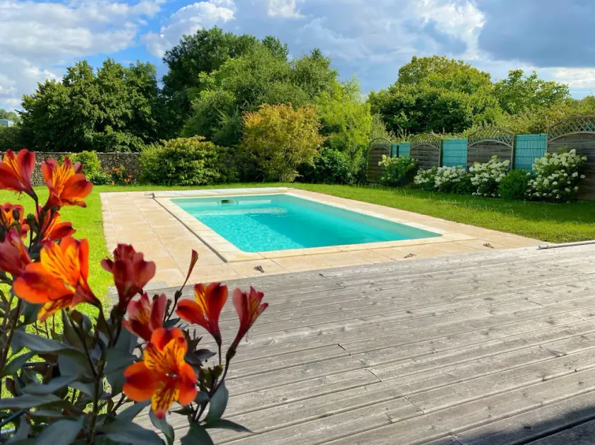 House with heated pool 1h30 from Paris. - Image 1