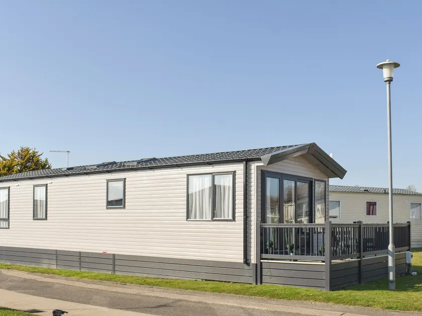Alojamiento de 2 habitaciones en West Mersea - Image 1