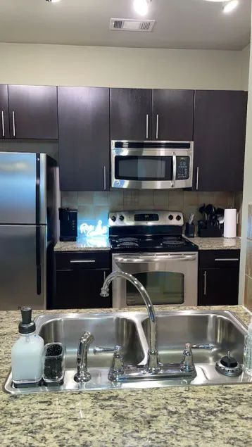 Buckhead Living. Comfty Chill Vibes - Image 1