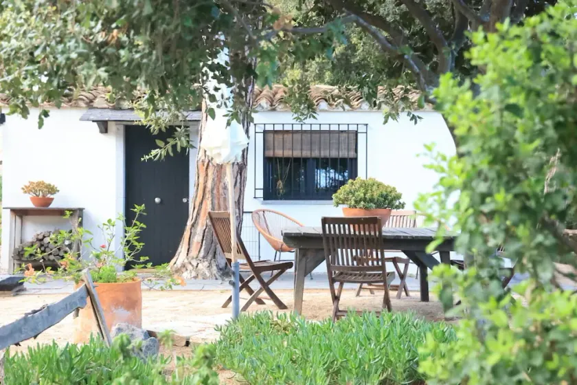 Garden Guesthouse, Sea View and Wellness, Boutique Estate near Barcelona Coast - Image 1