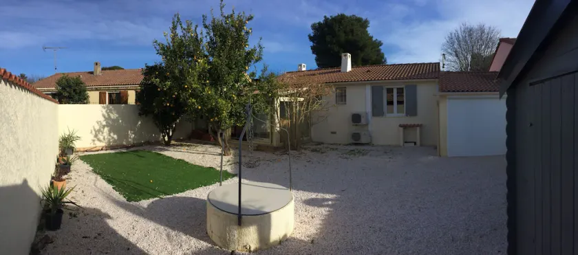 Maison 80m^2 à 5 Minutes à Pied des Plages et du Port - Image 1