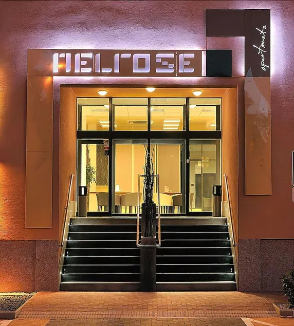Melrose Apartments - Image 1