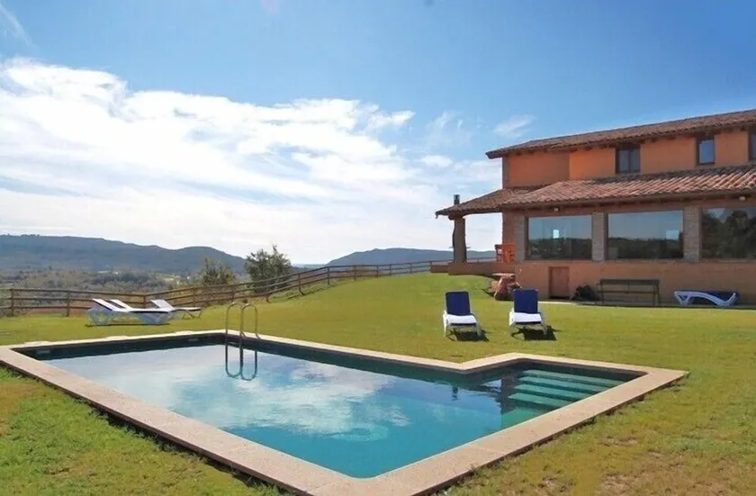 Casa Serrenta - Stunning country home. Outside + Inside Pool. Wonderful nature. - Image 1