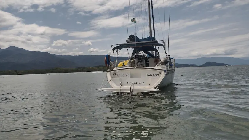 Charter com Pernoite no Veleiro Moana - Image 1