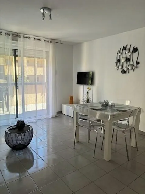 New luxury apartment in center apartment of 41 M2 - Image 1