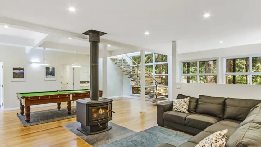 Luxury Escape On Crystal - Image 1