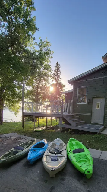 Renovated Lake Home Sunset Oasis close to downtown on Big Stone - Image 1