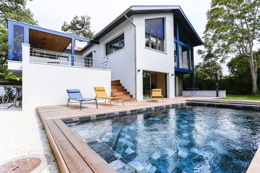 Superb villa, heated swimming pool, garden, ocean 500 m'away! - Image 1