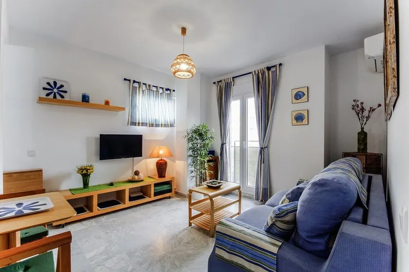La VICTORIA Home free parking by Cadiz4Rentals - Image 1