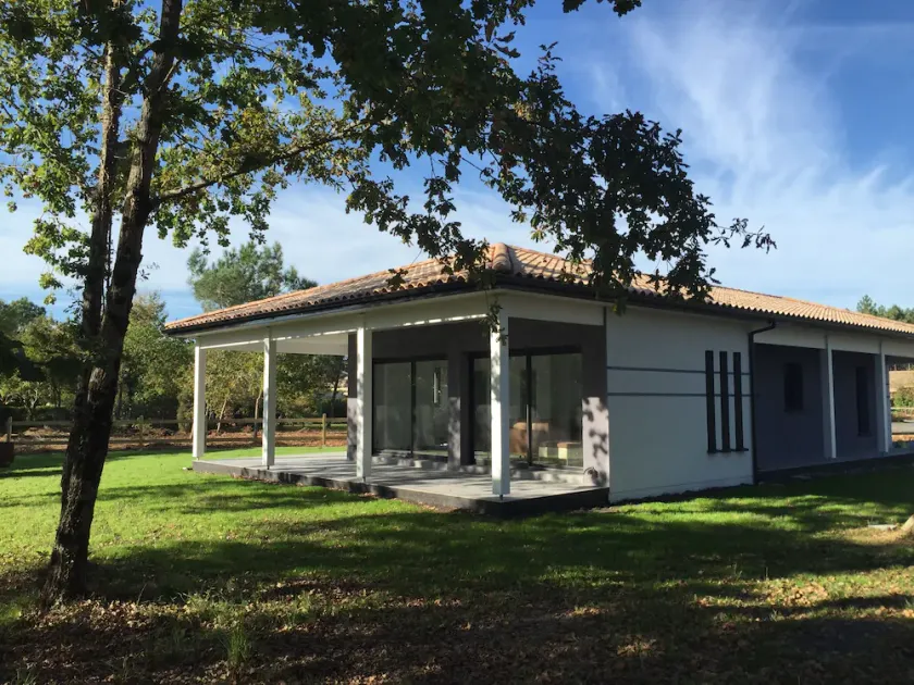 Au bord du lac d’Hourtin, Villa neuve avec jardin pour 8 personnes - Image 1