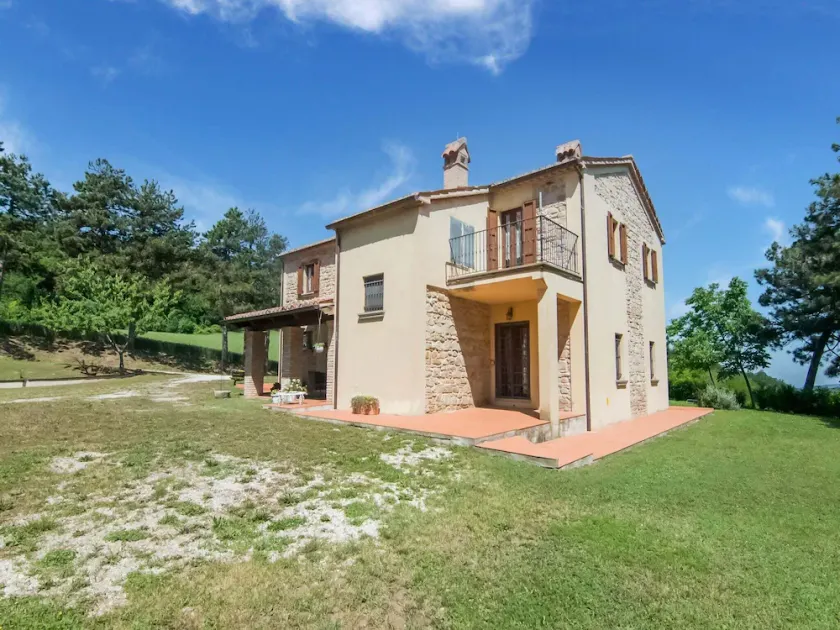Villa in Tavoleto with pool - Image 1