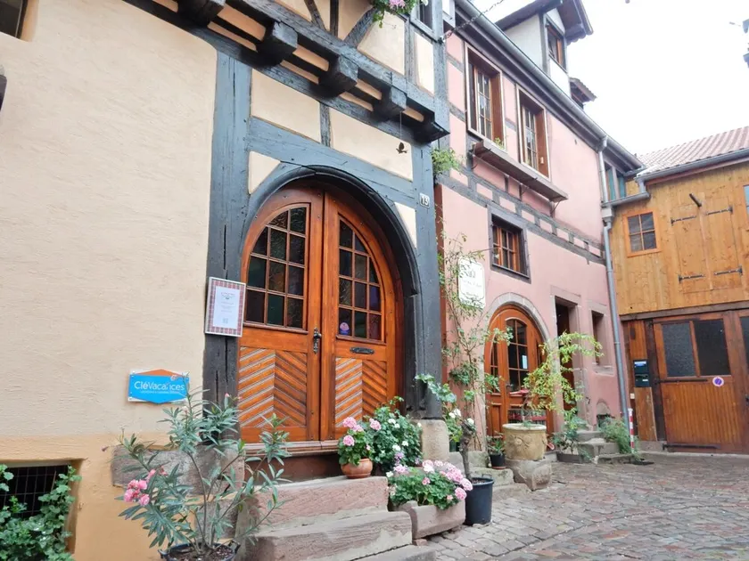 Apartment in Riquewihr Near Vineyards - Image 1