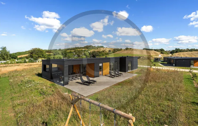 4 Bedroom Beautiful Home In Løgstrup - Image 1