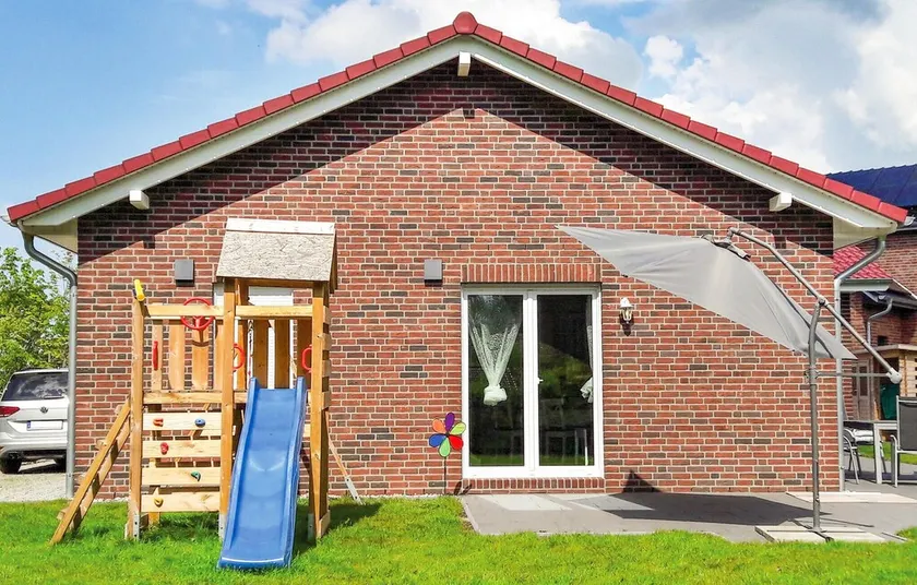 Modern Holiday Home in Boiensdorf Near Sea - Image 1