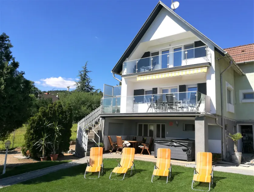Lovely holiday home with private pool and premium hot tub - Image 1