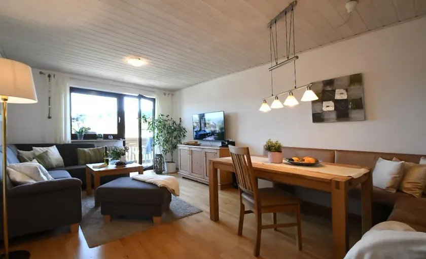 Große Ferienwohnung für 2 Personen mit eigener Terrasse - Image 1