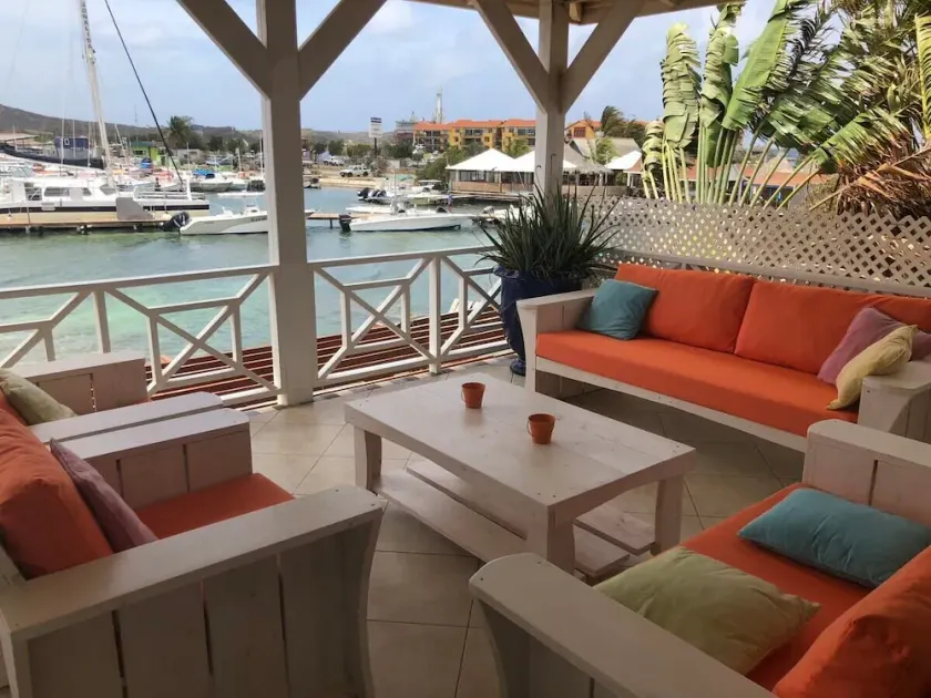 Masbango Apartment – Waterfront Living Overlooking Spanish Water, Jan Thiel - Image 1