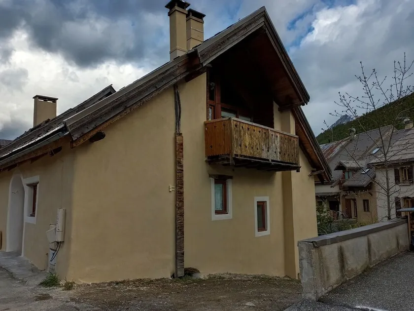 Large quiet apartment, ski Shuttle 150m, in Serre Chevalier. - Image 1