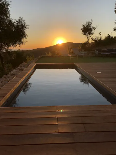 Villa Rosa ****, private heated pool, ocean and bush views, 10 minutes from the beach - Image 1