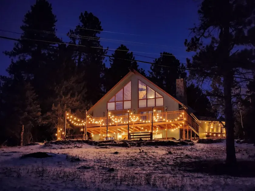Skyline Retreat – 5BR Mountain Views • Hot Tub • Near Evergreen Lake - Image 1