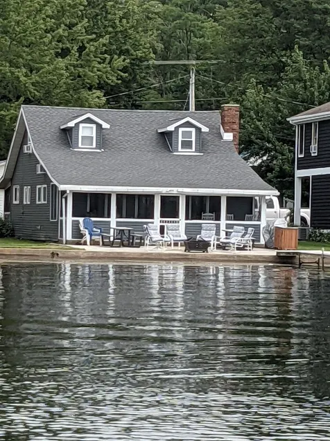 Lake front cottage recently remodeled w/ private dock and optional pontoon boat. - Image 1