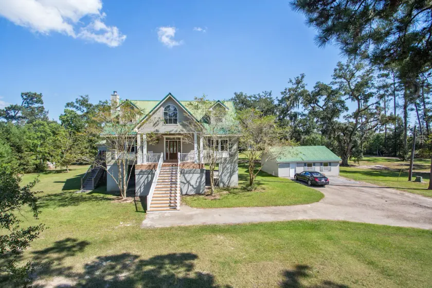 Waterfront Gated Estate on 8 secluded acres!!! - Image 1