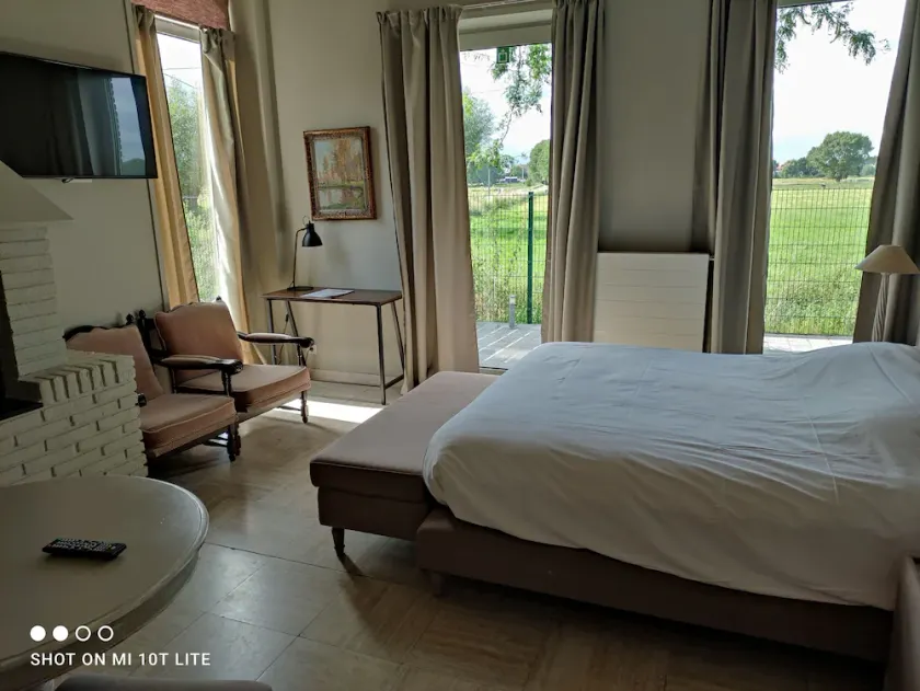 ' t Bed en tafel - Image 1
