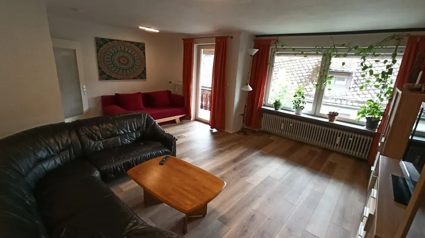 Vacation apartment 90sqm with large covered balcony - Image 1