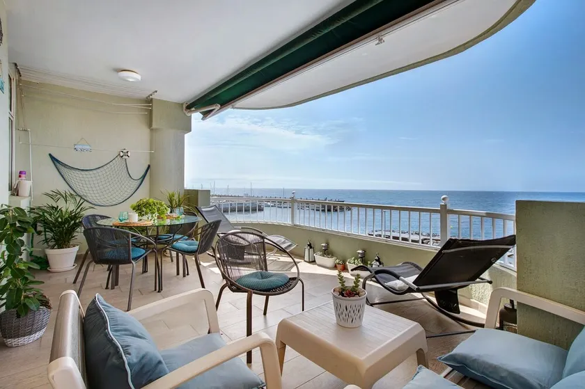 Holiday Home 'Mi casa de Radazul' with Sea View & Wi-Fi - Image 1