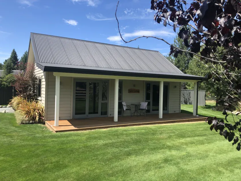 Foehn Cottage - Image 1