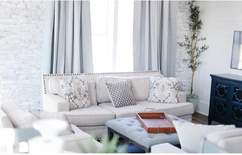 Charming Loft - Image 1