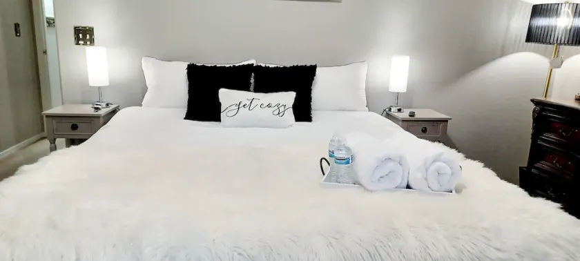 Entire Home Extended Stay Master Suite - Image 1