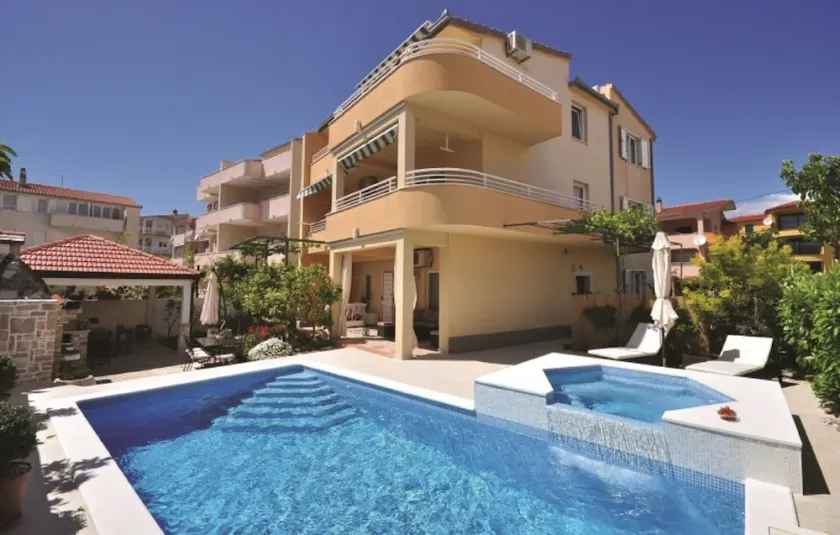 Luxury Villa DG  - ideal for 16 persons with private pool - Image 1