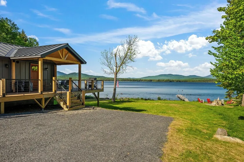 Camp 16 | NEWLY Renovated! Sandy Beach, Private Dock, Mooring, Fire Pit - Image 1